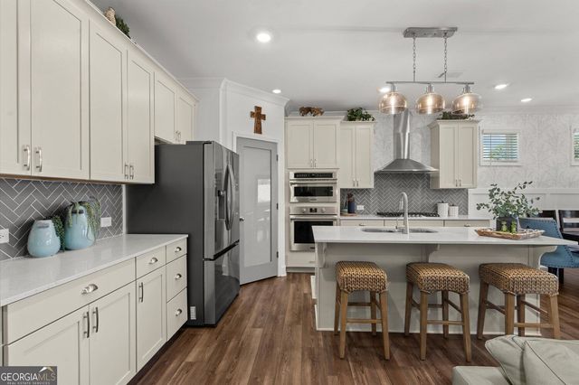 1453 Bluffs Ridge Way, Canton, GA 30114
