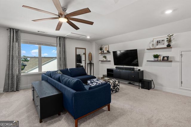 1453 Bluffs Ridge Way, Canton, GA 30114