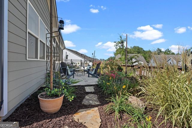 1453 Bluffs Ridge Way, Canton, GA 30114
