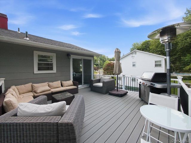 784 Brookridge Drive, Valley Cottage, NY 10989