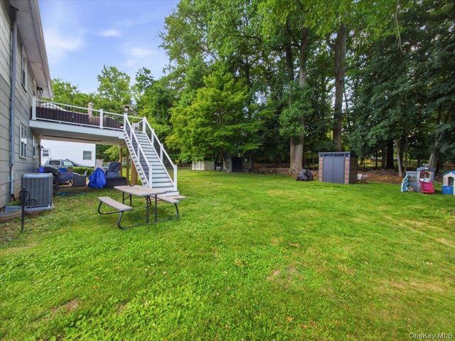 784 Brookridge Drive, Valley Cottage, NY 10989