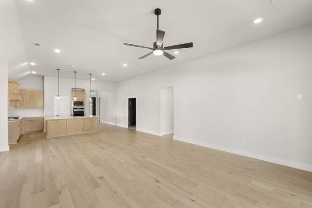 1633 Briarwood, Midlothian, TX 76065