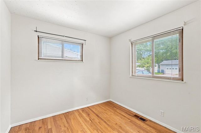 10320 Meath Drive, St Louis, MO 63123