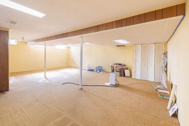 8480 Hampton, Grosse Ile Twp, MI 48138