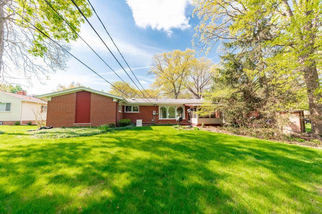 8480 Hampton, Grosse Ile Twp, MI 48138