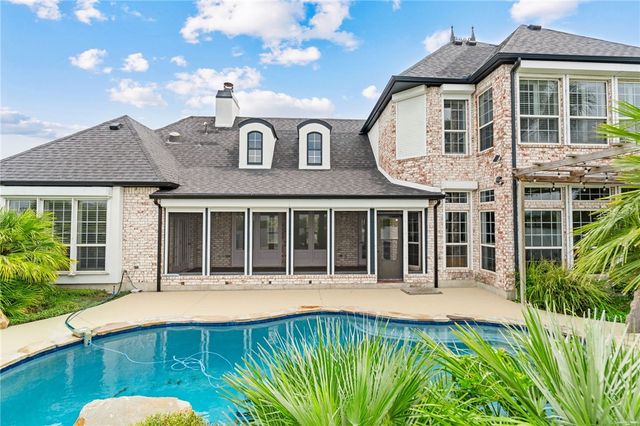 25 Great Lakes Dr, Corpus Christi, TX 78413