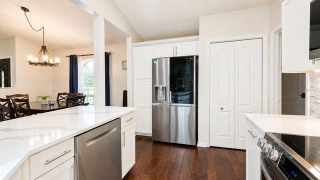 6441 SILVER OAKS DRIVE, Zephyrhills, FL 33542