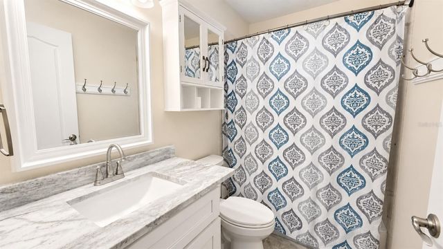 6441 SILVER OAKS DRIVE, Zephyrhills, FL 33542