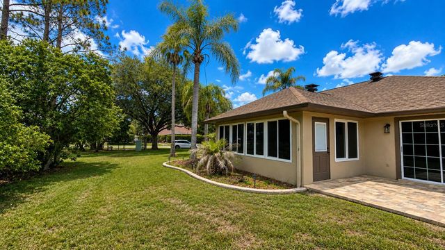 6441 SILVER OAKS DRIVE, Zephyrhills, FL 33542