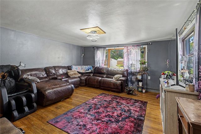 4 1st Street, Medway, OH 45341