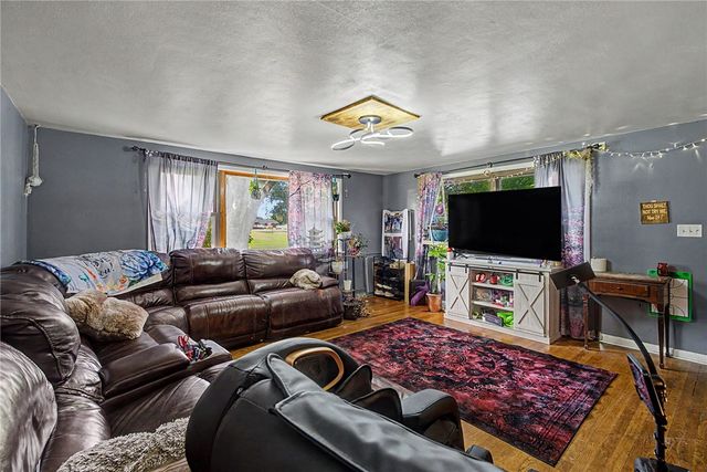 4 1st Street, Medway, OH 45341