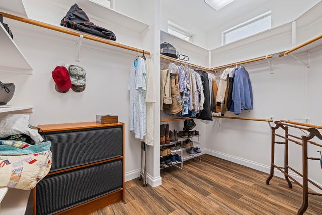 194 Gabriel Meadows DR, Hutto, TX 78634