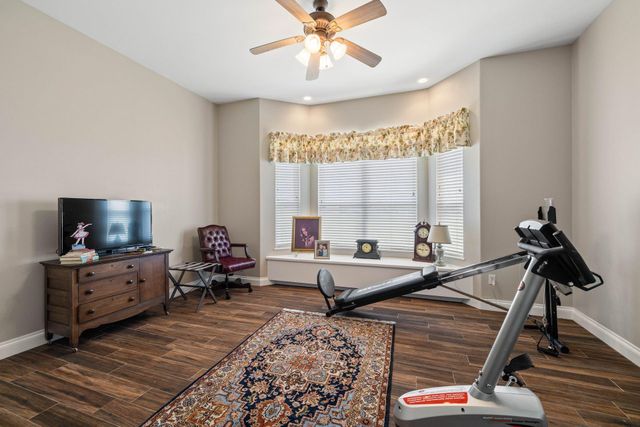 194 Gabriel Meadows DR, Hutto, TX 78634