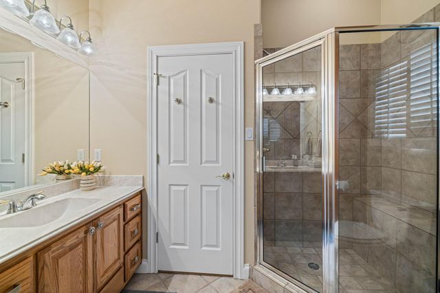 194 Gabriel Meadows DR, Hutto, TX 78634