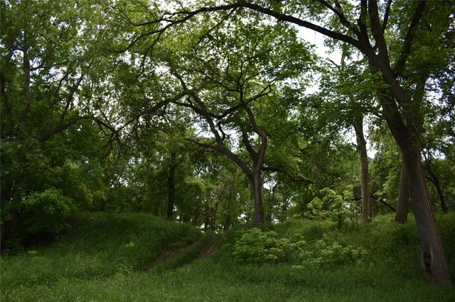 194 Gabriel Meadows DR, Hutto, TX 78634