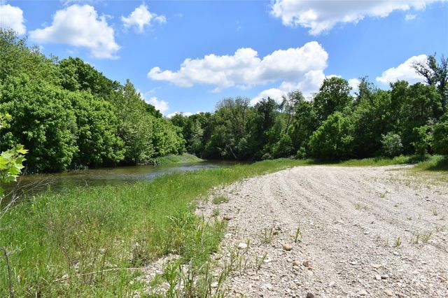 194 Gabriel Meadows DR, Hutto, TX 78634