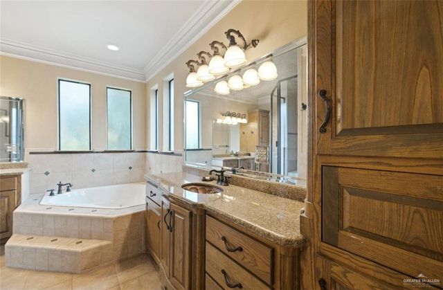 2201 Mulberry Drive, Weslaco, TX 78596