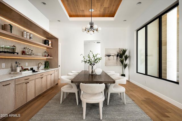 10220 N 66TH Street, Paradise Valley, AZ 85253