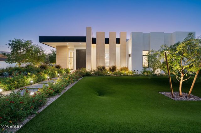 10220 N 66TH Street, Paradise Valley, AZ 85253