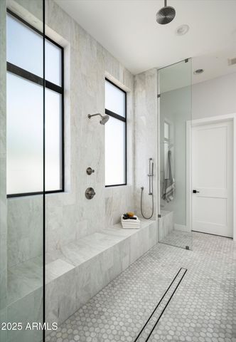 10220 N 66TH Street, Paradise Valley, AZ 85253