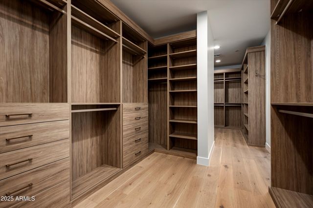 10220 N 66TH Street, Paradise Valley, AZ 85253