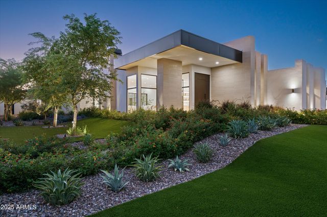 10220 N 66TH Street, Paradise Valley, AZ 85253