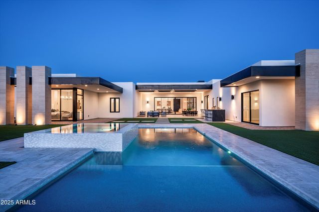 10220 N 66TH Street, Paradise Valley, AZ 85253