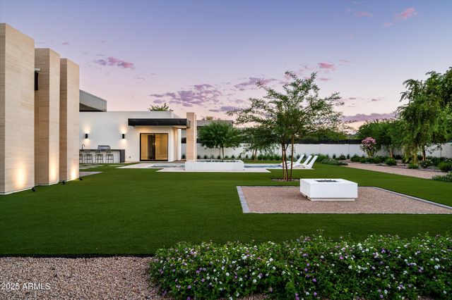 10220 N 66TH Street, Paradise Valley, AZ 85253