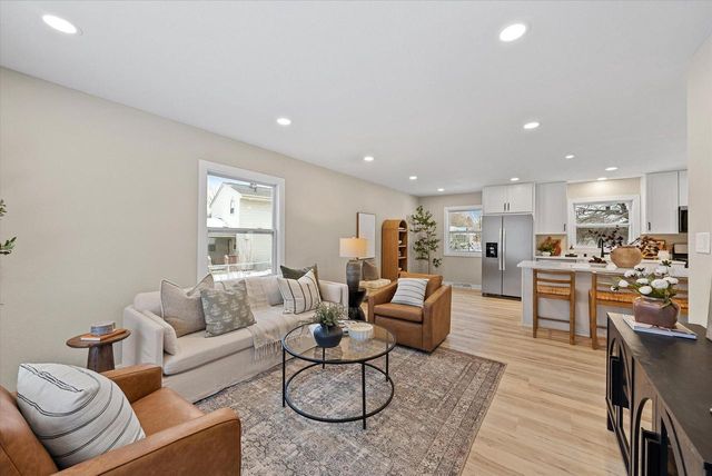 1543 Wilson AVENUE, Port Washington, WI 53074