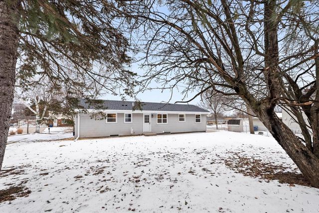 1543 Wilson AVENUE, Port Washington, WI 53074