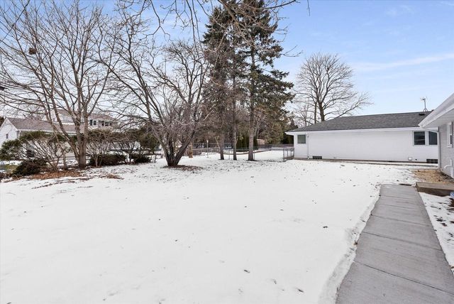 1543 Wilson AVENUE, Port Washington, WI 53074