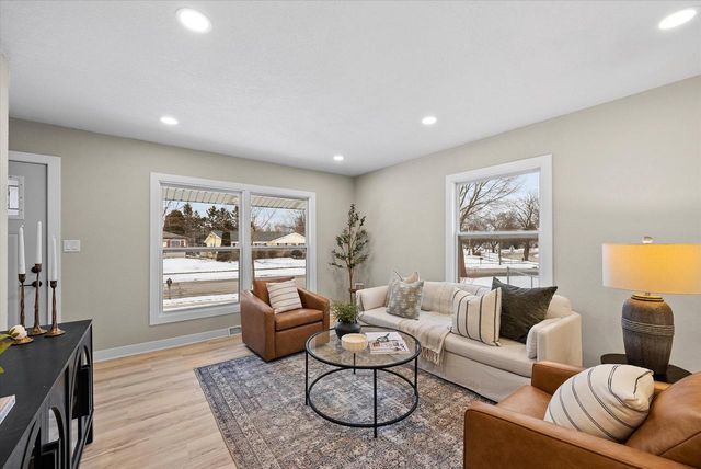 1543 Wilson AVENUE, Port Washington, WI 53074