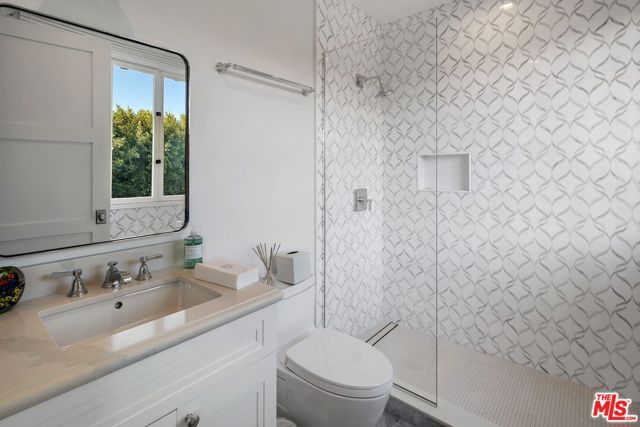 401 Ocean Avenue 2, Santa Monica, CA 90402