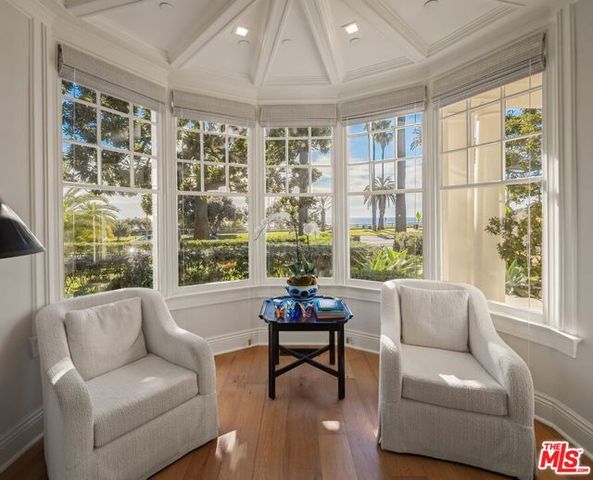 401 Ocean Avenue 2, Santa Monica, CA 90402