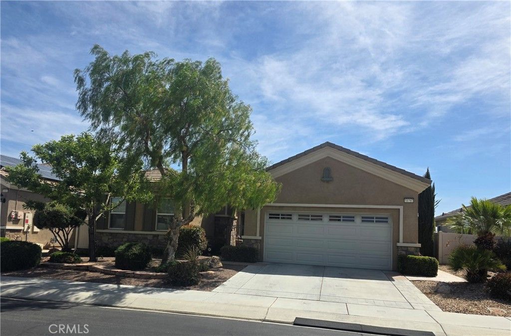 10373 Darby, Apple Valley, CA 92308