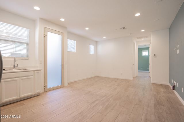 3719 S 63RD Drive, Phoenix, AZ 85043