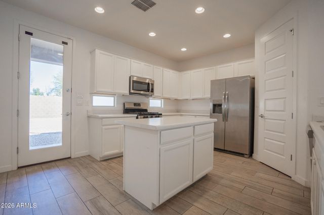 3719 S 63RD Drive, Phoenix, AZ 85043