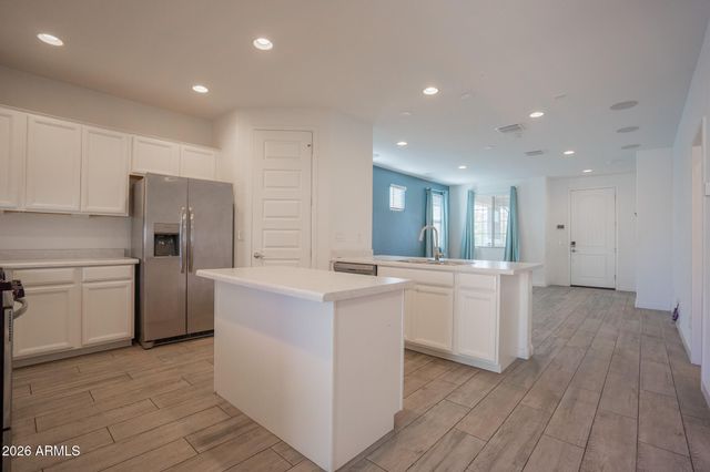 3719 S 63RD Drive, Phoenix, AZ 85043