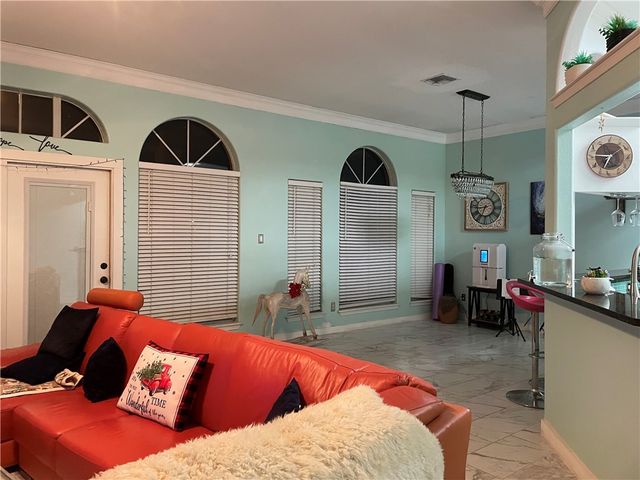 14802 Dasmarinas Dr, Corpus Christi, TX 78418