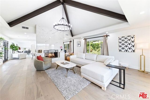 2199 Summitridge Drive, Beverly Hills, CA 90210