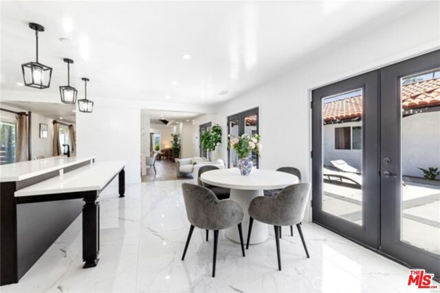 2199 Summitridge Drive, Beverly Hills, CA 90210