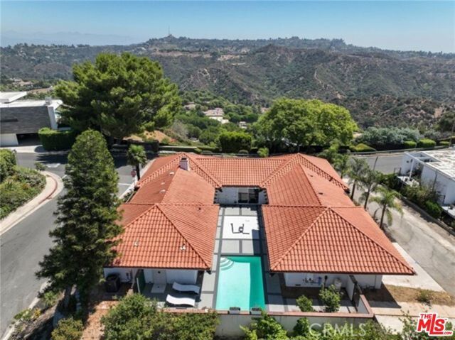 2199 Summitridge Drive, Beverly Hills, CA 90210