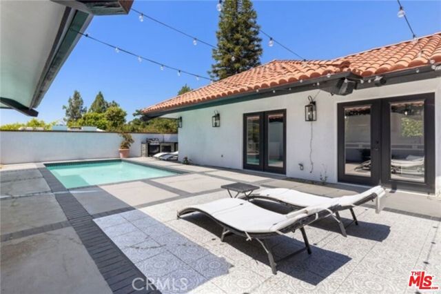 2199 Summitridge Drive, Beverly Hills, CA 90210