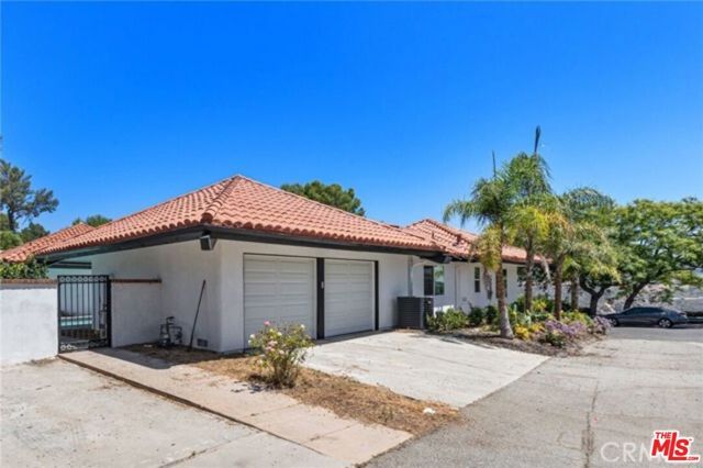 2199 Summitridge Drive, Beverly Hills, CA 90210