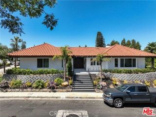 2199 Summitridge Drive, Beverly Hills, CA 90210
