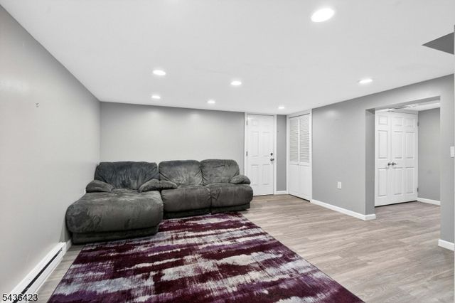 407 Saint Marks St 2, Linden City, NJ 07036