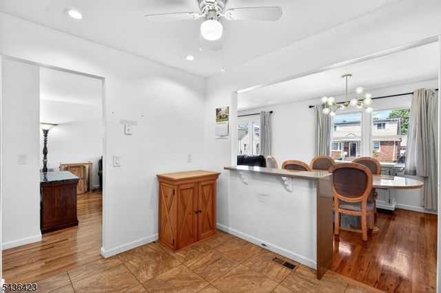407 Saint Marks St 2, Linden City, NJ 07036