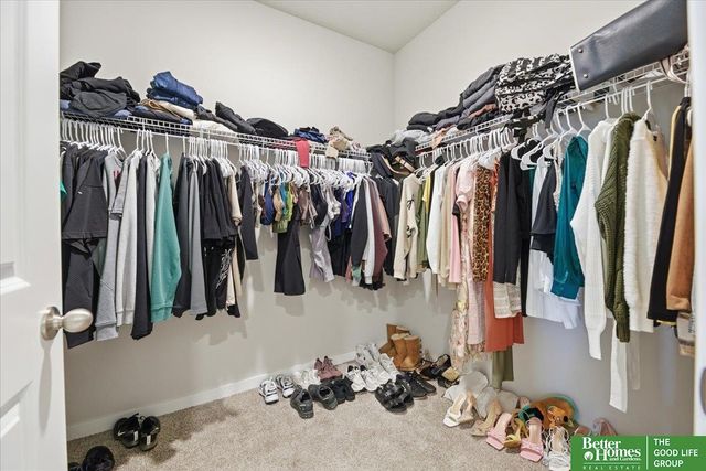 6228 Clear Creek Street, Papillion, NE 68157