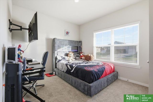 6228 Clear Creek Street, Papillion, NE 68157