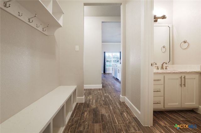 2662 Snow Road, Kempner, TX 76539